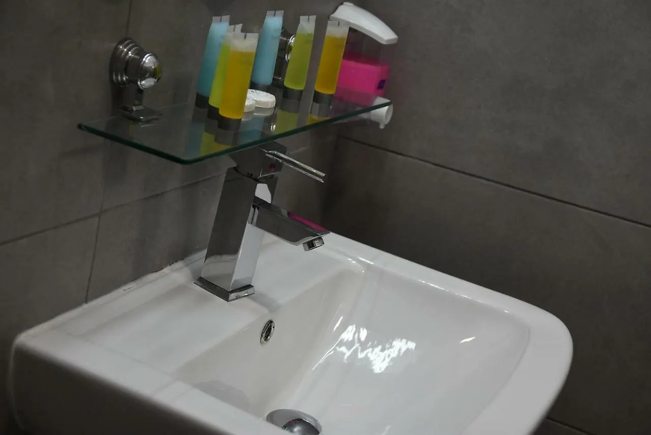 לרנקה Rimon Cyprus Israeli Kosher Rooms מלון